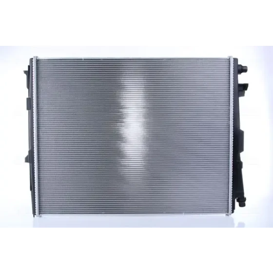 Nissens Radyatör – 606784 / OEM 17118666811 ürün görseli