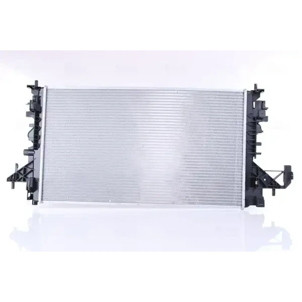 Nissens Radyatör – 630798 / OEM 39095604