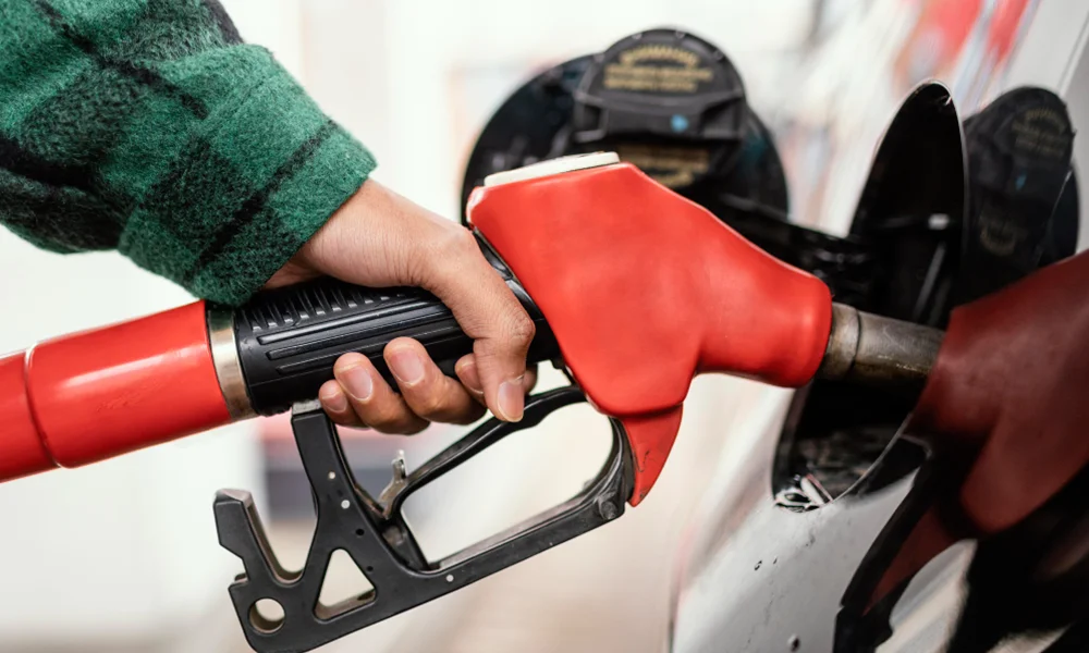 Uzun yol öncesinde motor bölmesi ve enerji sistemlerinin genel kontrolü